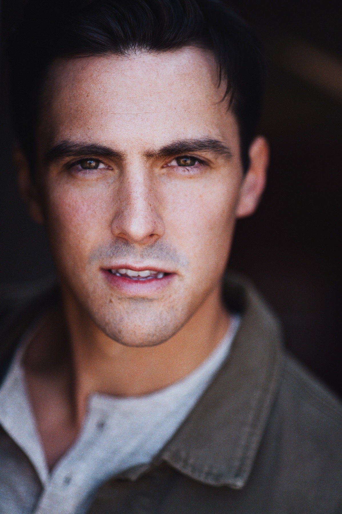 Jommy-Nicholas-headshots-new-york-city-nyc-actor.jpg